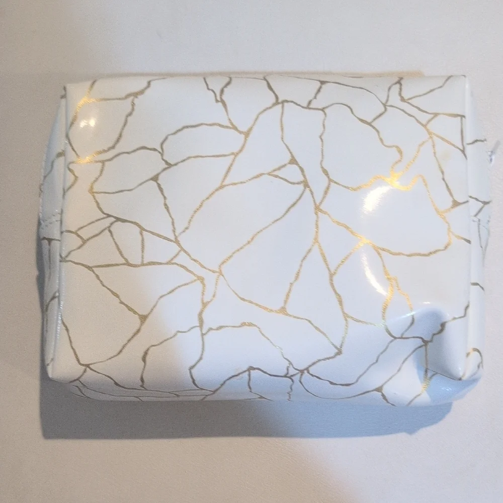 Yves Saint Laurent Beaute White and Gold Cosmetic Bag New Unused